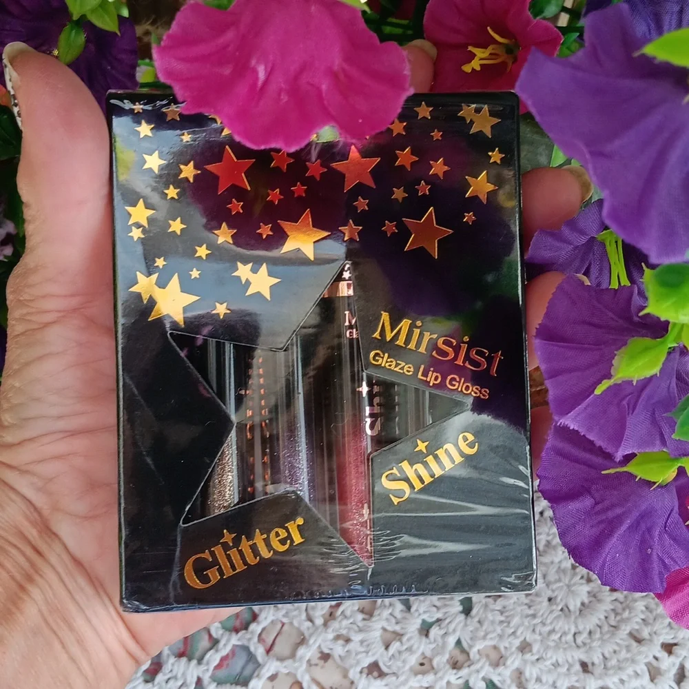 🆕GLITTER GLAZE HIGH SHINE FULL COVERAGE SHIMMER LIPGLOSS BOXED SET OF 6